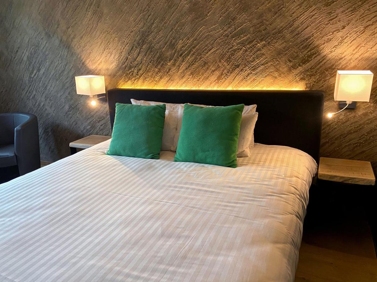Hotel Wellness Eau De Roche Durbuy Eksteriør bilde