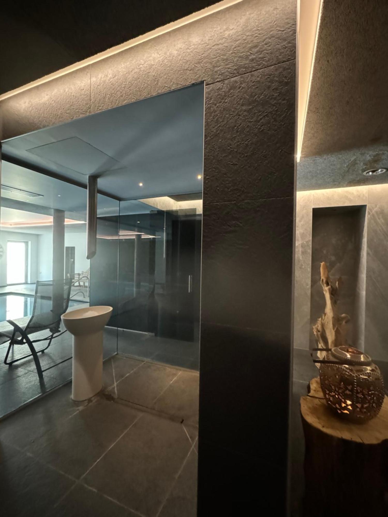 Hotel Wellness Eau De Roche Durbuy Eksteriør bilde